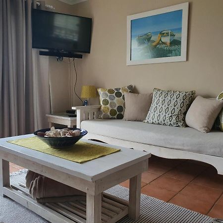 57 Whale Rock Estate Apartment Hermanus Bagian luar foto