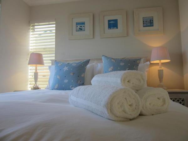57 Whale Rock Estate Apartment Hermanus Bagian luar foto